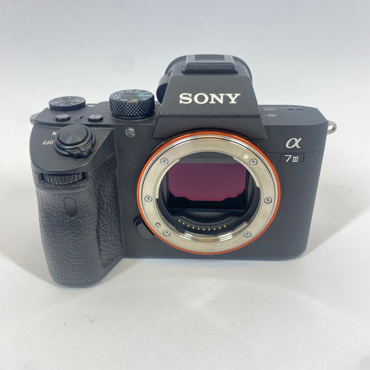 Sony Alpha 7 III 24.2MP Full-Frame Mirrorless Digital Camera 9686 Shutter Count