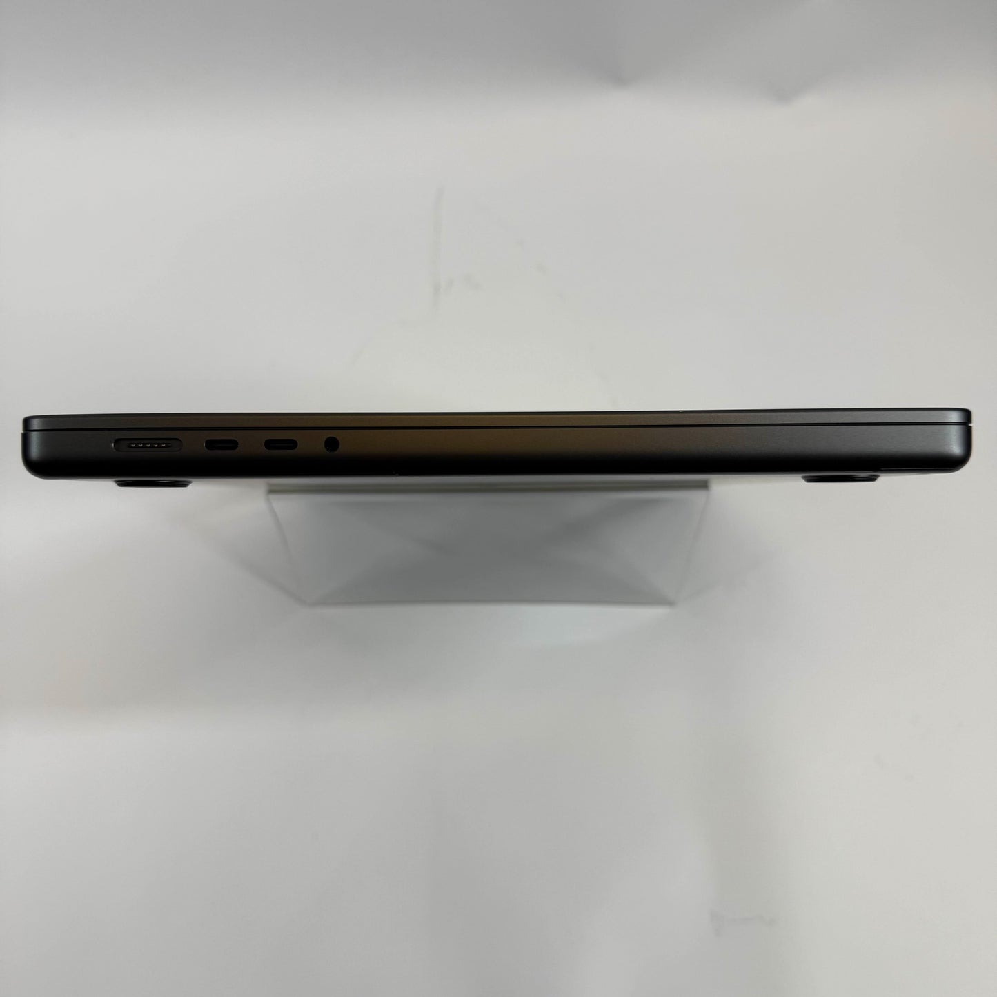 2024 Apple MacBook Pro 16" M4 Max 40C GPU 4.5GHz 48GB RAM 1TB SSD Z1FW0006RLL/A
